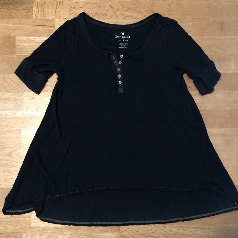 American Eagle Soft and Sexy Navy Flowy Top